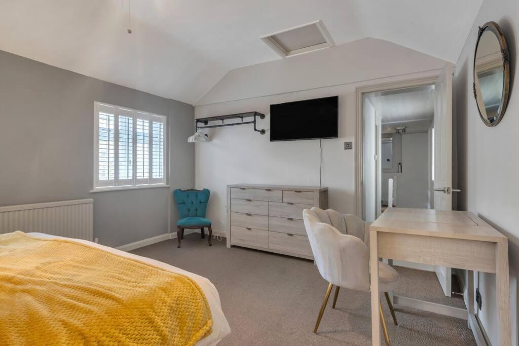 Two Bedroom Private Cottage With Private Parking Just By The Sea Herne Bay Exterior foto